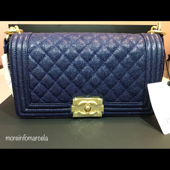 🚨SOLD🚨NWT Authentic CHANEL Boy Flap Bag - Picture 2 of 8